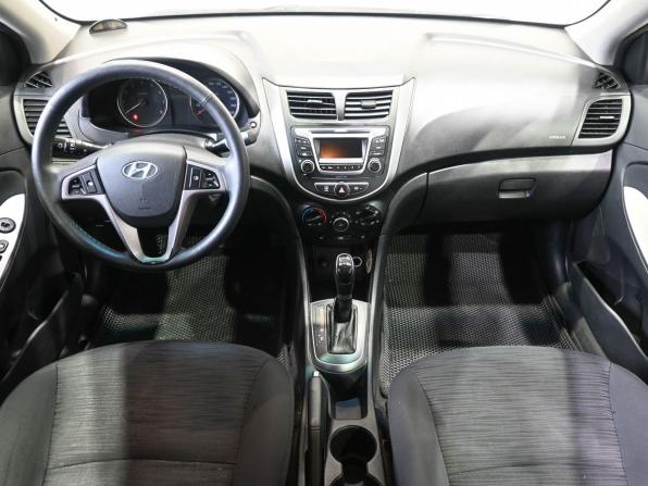 Hyundai Solaris I Рестайлинг с пробегом 2014 года, цена 999 900 рублей, 204200 км, седан, Автокод Объявления