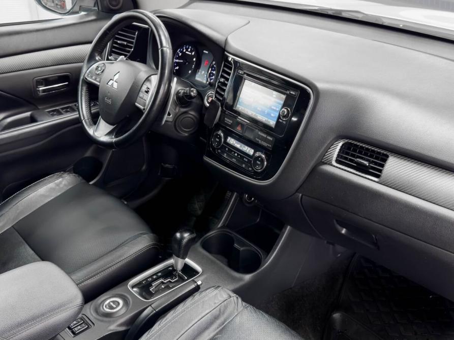 Mitsubishi Outlander III Рестайлинг Ростов-на-Дону  - изображение 9