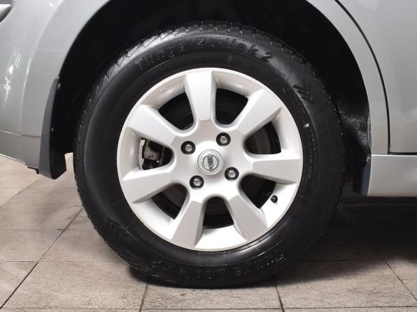 Nissan Tiida I Рестайлинг с пробегом 2011 года, цена 739 995 рублей, 257812 км, хэтчбек, Автокод Объявления