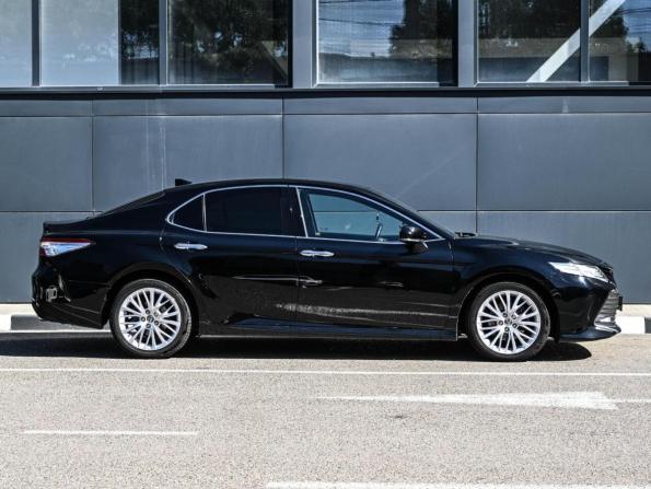 Toyota Camry VIII (XV70) с пробегом 2019 года, цена 2 594 000 рублей, 114843 км, седан, Автокод Объявления