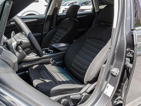 Ford Mondeo V с пробегом 2017 года, цена 1 730 000 рублей, 187825 км, седан, Автокод Объявления