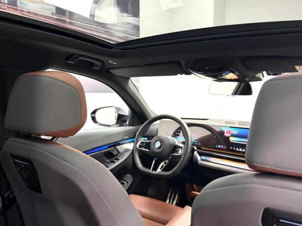 BMW 5 серии VIII (G60/G61/G68) с пробегом 2024 года, цена 7 895 000 рублей, 17358 км, седан, Автокод Объявления
