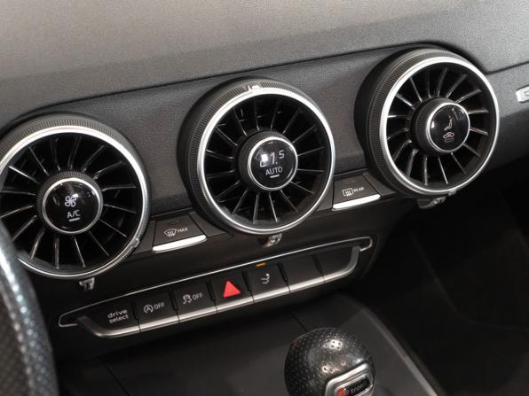 Audi TT III (8S) с пробегом 2016 года, цена 3 700 000 рублей, 172574 км, купе, Автокод Объявления