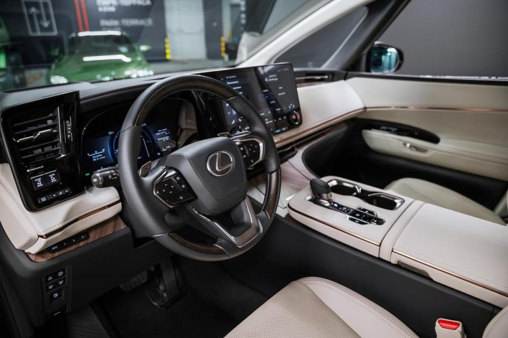 Lexus LM II Москва  - изображение 11