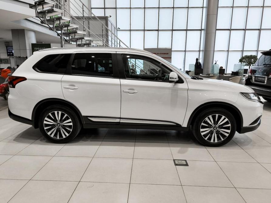 Mitsubishi Outlander III Рестайлинг 3 Казань  - изображение 5