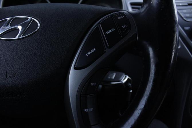 Hyundai Elantra V (MD) Рестайлинг с пробегом 2015 года, цена 1 205 000 рублей, 117883 км, седан, Автокод Объявления