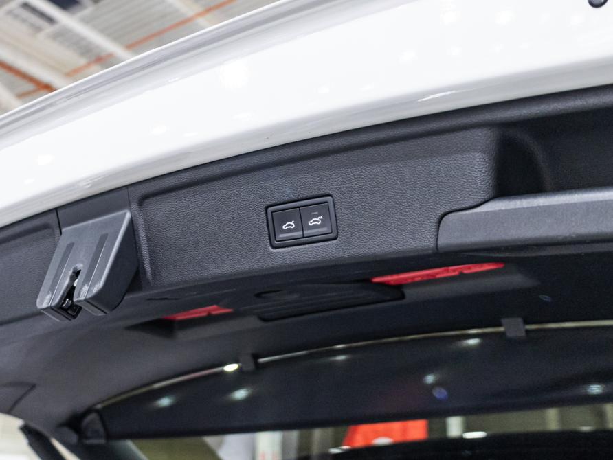 Volkswagen Touareg III Санкт-Петербург  - изображение 33