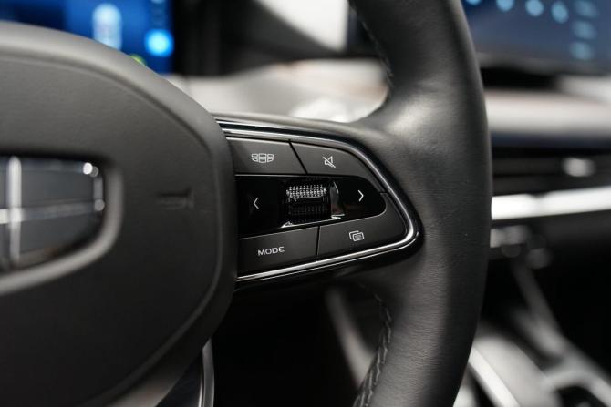 Geely Okavango I Рестайлинг с пробегом 2024 года, цена 2 950 000 рублей, 33500 км, внедорожник, Автокод Объявления