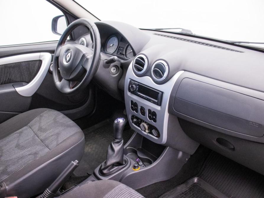 Renault Logan I Рестайлинг Москва  - изображение 10