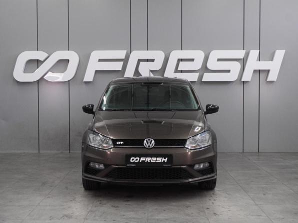 Volkswagen Polo V Рестайлинг с пробегом 2016 года, цена 1 359 000 рублей, 144694 км, седан, Автокод Объявления