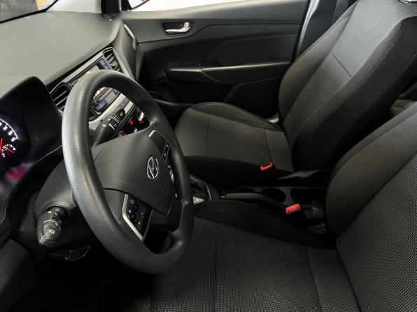Hyundai Solaris II с пробегом 2018 года, цена 1 420 000 рублей, 66000 км, седан, Автокод Объявления