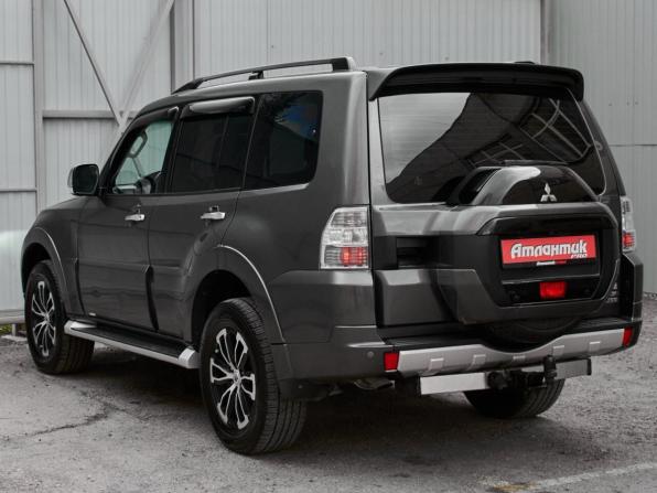 Mitsubishi Pajero IV Рестайлинг 2 с пробегом 2017 года, цена 2 790 000 рублей, 127896 км, внедорожник, Автокод Объявления