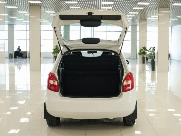 Skoda Fabia II с пробегом 2010 года, цена 500 000 рублей, 102469 км, хэтчбек, Автокод Объявления