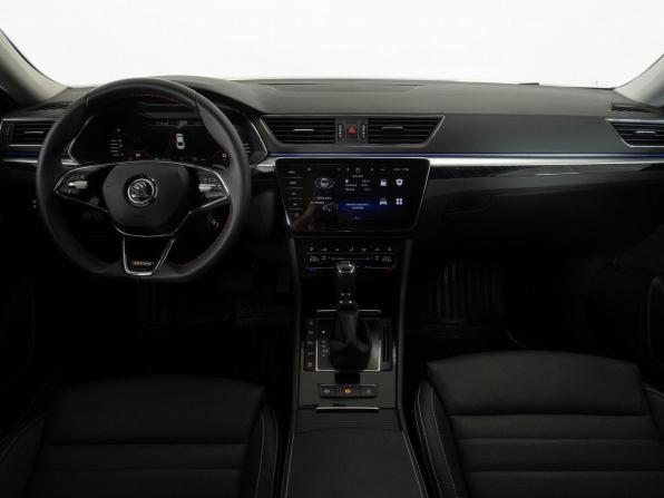 Skoda Superb III Рестайлинг с пробегом 2024 года, цена 4 635 000 рублей, 6600 км, лифтбек, Автокод Объявления