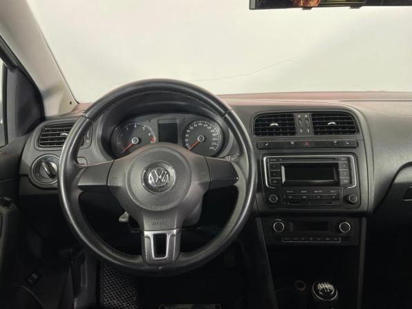 Volkswagen Polo V с пробегом 2014 года, цена 815 000 рублей, 158410 км, седан, Автокод Объявления