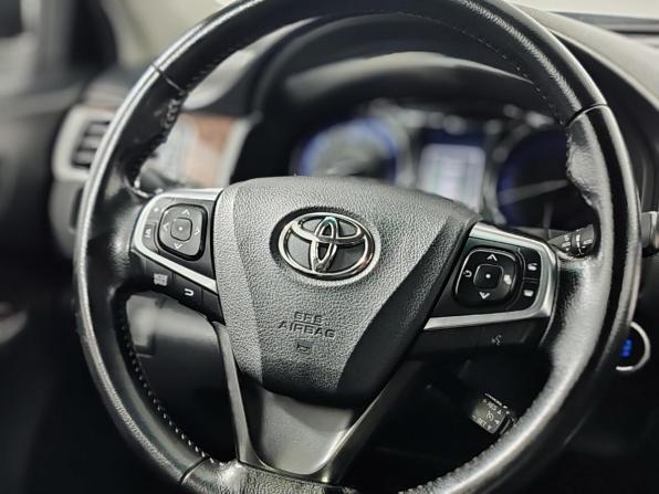 Toyota Camry VII (XV50) Рестайлинг 2 с пробегом 2017 года, цена 2 189 000 рублей, 195710 км, седан, Автокод Объявления