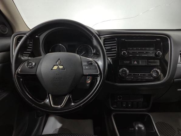 Mitsubishi Outlander III Рестайлинг 2 с пробегом 2017 года, цена 1 648 000 рублей, 155464 км, внедорожник, Автокод Объявления