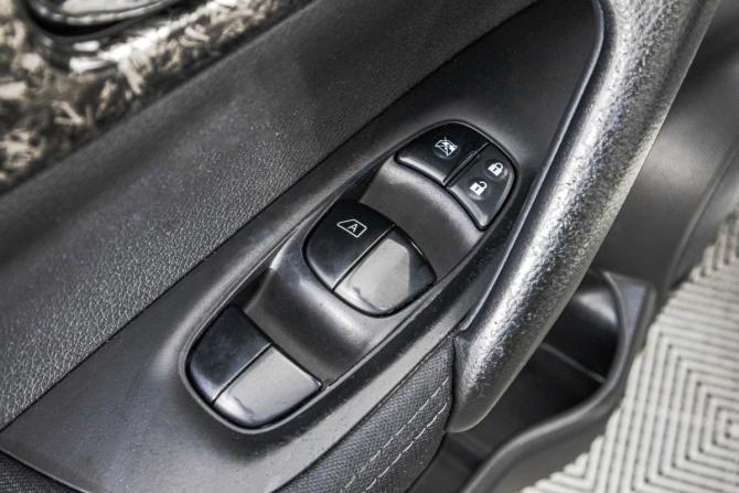 Nissan Qashqai II с пробегом 2015 года, цена 1 499 000 рублей, 230000 км, внедорожник, Автокод Объявления