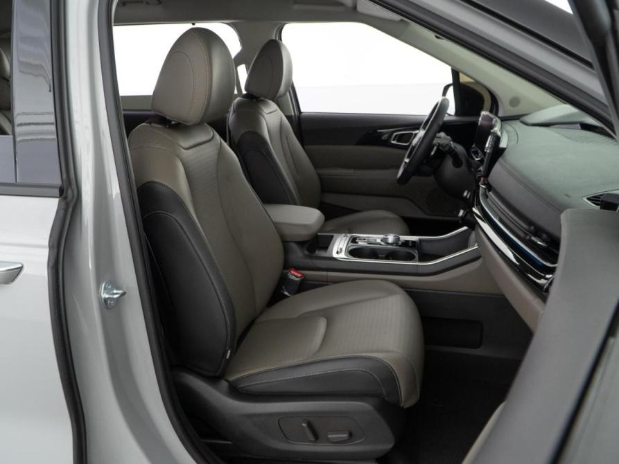Kia Carnival IV Рестайлинг Москва  - изображение 10
