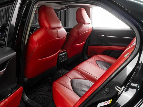 Toyota Camry VIII (XV70) с пробегом 2018 года, цена 2 819 000 рублей, 81411 км, седан, Автокод Объявления