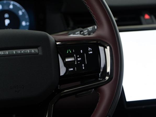 Land Rover Range Rover Evoque II Рестайлинг с пробегом 2025 года, цена 6 453 055 рублей, 83 км, внедорожник, Автокод Объявления
