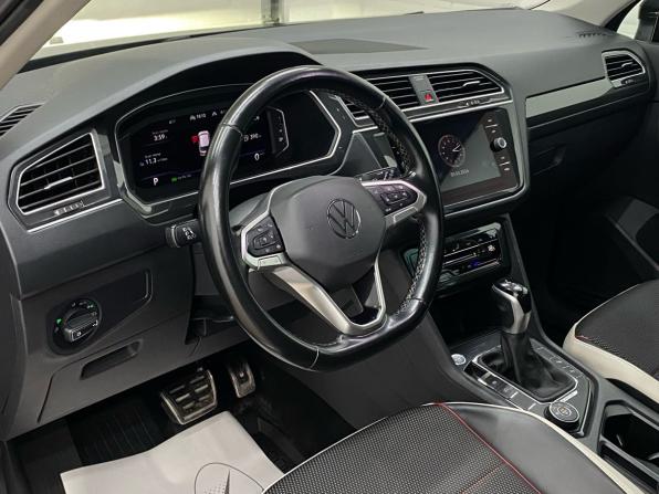 Volkswagen Tiguan II Рестайлинг с пробегом 2021 года, цена 2 695 000 рублей, 97910 км, внедорожник, Автокод Объявления
