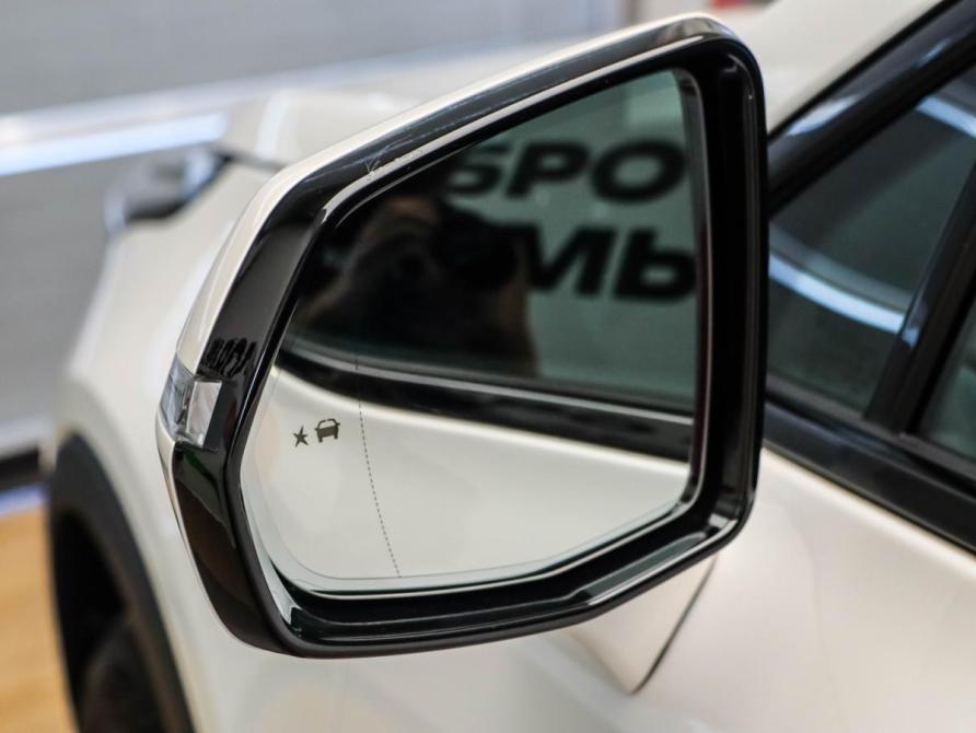 Cadillac XT4 I Москва  - изображение 25