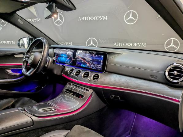 Mercedes-Benz E-Класс V (W213 S213 C238) Рестайлинг с пробегом 2021 года, цена 4 350 000 рублей, 70800 км, седан, Автокод Объявления