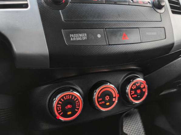 Mitsubishi Outlander II Рестайлинг с пробегом 2010 года, цена 1 220 000 рублей, 197111 км, внедорожник, Автокод Объявления