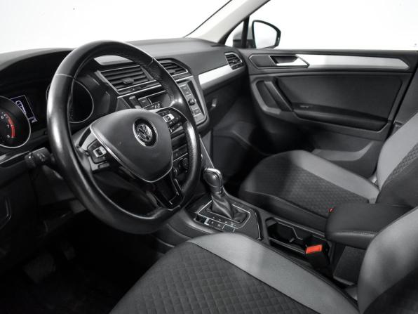 Volkswagen Tiguan II с пробегом 2018 года, цена 1 860 000 рублей, 90099 км, внедорожник, Автокод Объявления