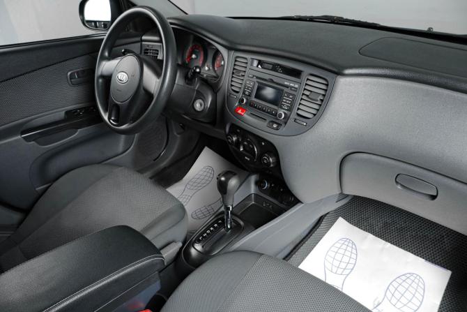 Kia Rio II Рестайлинг с пробегом 2011 года, цена 829 000 рублей, 128279 км, хэтчбек, Автокод Объявления