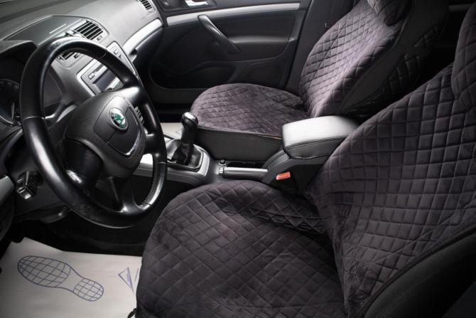 Skoda Octavia II (A5) Рестайлинг с пробегом 2012 года, цена 849 000 рублей, 255917 км, лифтбек, Автокод Объявления