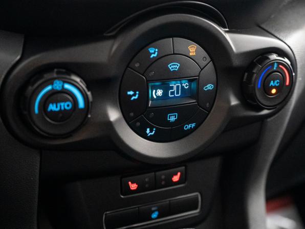 Ford EcoSport II с пробегом 2018 года, цена 1 230 500 рублей, 98044 км, внедорожник, Автокод Объявления