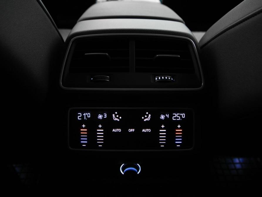 Audi A6 V (C8) Москва  - изображение 33