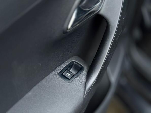 Volkswagen Polo V с пробегом 2011 года, цена 629 000 рублей, 173415 км, седан, Автокод Объявления