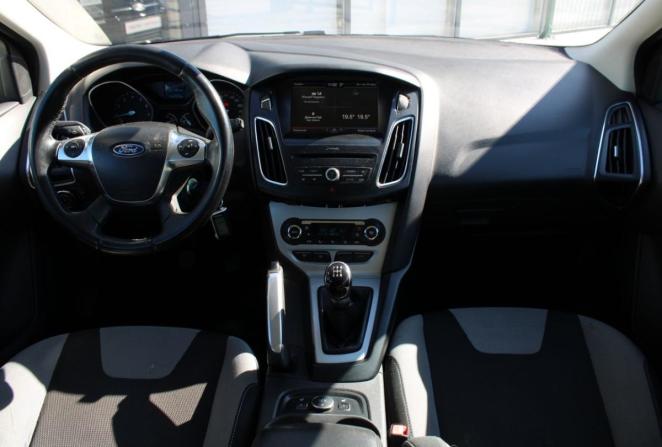 Ford Focus III с пробегом 2013 года, цена 870 000 рублей, 141116 км, хэтчбек, Автокод Объявления
