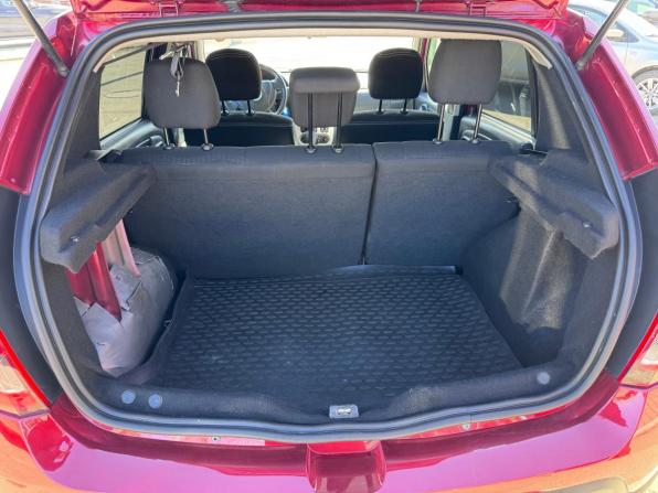 Renault Sandero I с пробегом 2012 года, цена 720 000 рублей, 107000 км, хэтчбек, Автокод Объявления