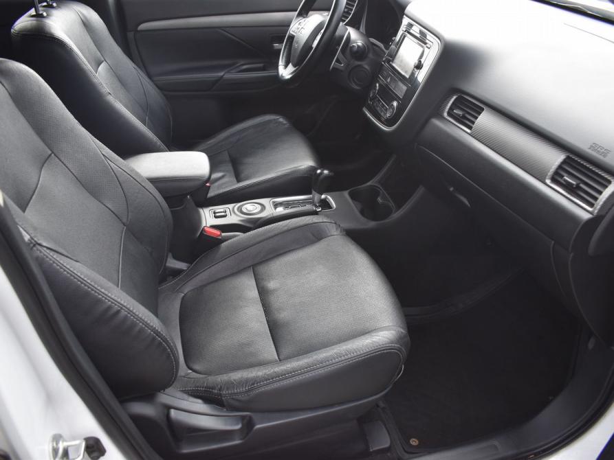 Mitsubishi Outlander III Рестайлинг Архангельск  - изображение 10