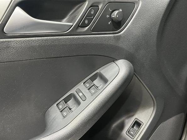 Volkswagen Jetta VI с пробегом 2012 года, цена 995 000 рублей, 194025 км, седан, Автокод Объявления