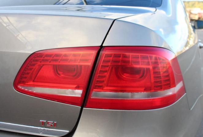 Volkswagen Passat B7 с пробегом 2011 года, цена 830 000 рублей, 243342 км, седан, Автокод Объявления