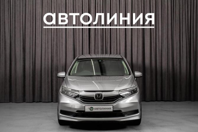 Honda Shuttle II Рестайлинг с пробегом 2019 года, цена 1 375 000 рублей, 105000 км, универсал, Автокод Объявления