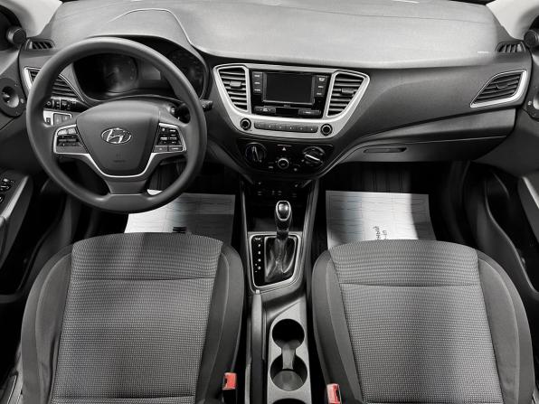 Hyundai Solaris II с пробегом 2018 года, цена 1 290 000 рублей, 91434 км, седан, Автокод Объявления
