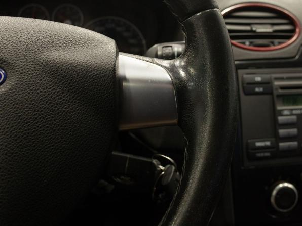 Ford Focus II с пробегом 2006 года, цена 420 000 рублей, 259952 км, хэтчбек, Автокод Объявления