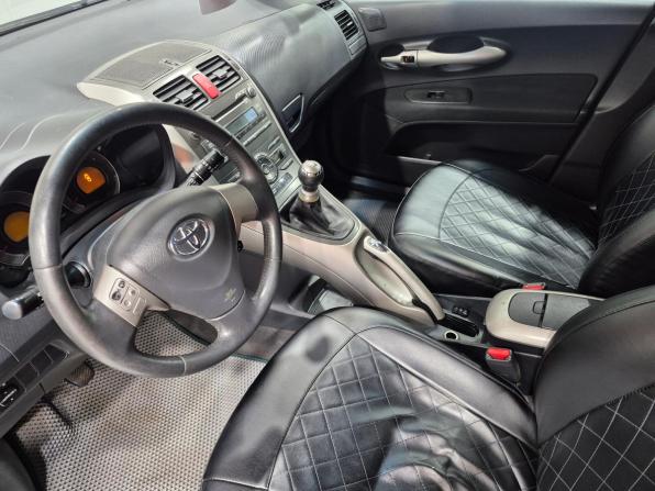 Toyota Auris I с пробегом 2008 года, цена 620 000 рублей, 259044 км, хэтчбек, Автокод Объявления