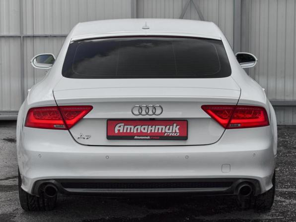 Audi A7 I (4G) с пробегом 2013 года, цена 1 815 000 рублей, 214090 км, лифтбек, Автокод Объявления