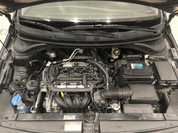 Hyundai Solaris II с пробегом 2017 года, цена 1 430 000 рублей, 139634 км, седан, Автокод Объявления