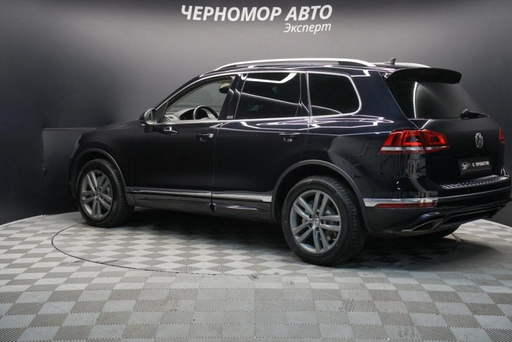 Volkswagen Touareg II Рестайлинг Крым  - изображение 3