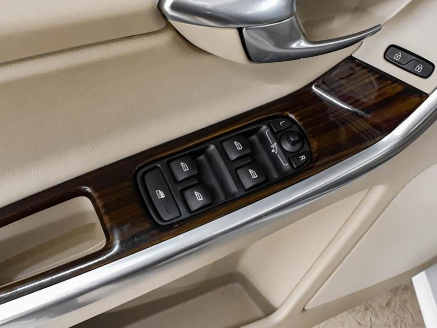 Volvo XC60 I Рестайлинг Москва  - изображение 17