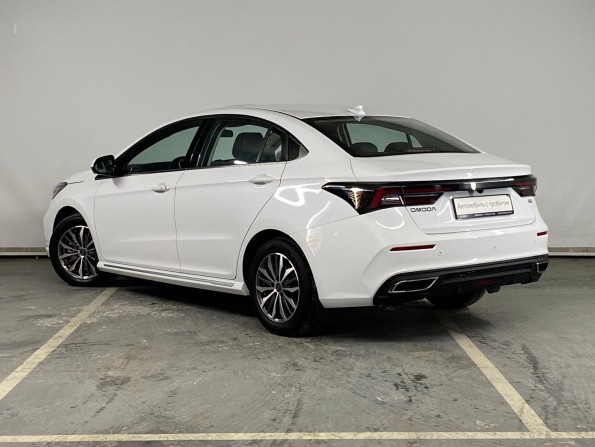 Omoda S5 с пробегом 2023 года, цена 1 900 000 рублей, 1467 км, седан, Автокод Объявления