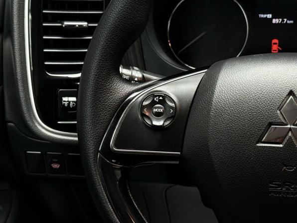Mitsubishi Outlander III Рестайлинг 2 с пробегом 2016 года, цена 1 949 000 рублей, 158615 км, внедорожник, Автокод Объявления